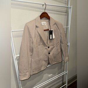 NWT Never Worn Aritzia Babaton Blazer Size 4